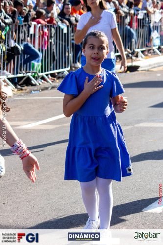 Desfile-Civico-Militar-emociona-e-atrai-multidao-no-aniversario-de-130-anos-de-Jatai-95 (1)