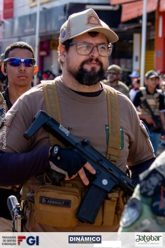 Desfile-Civico-Militar-emociona-e-atrai-multidao-no-aniversario-de-130-anos-de-Jatai-99 (1) (1)