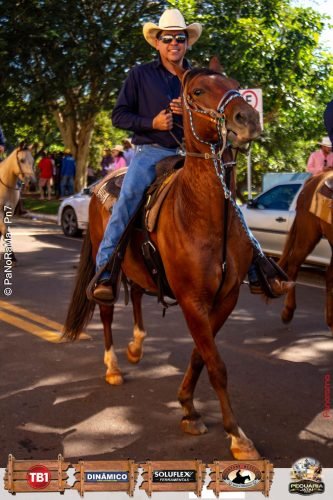 Desfile-de-Cavaleiros-Galeria-01-320