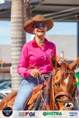 Desfile-dos-Cavaleiros-em-Jatai-161 (1)