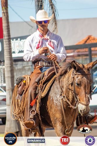 Desfile-dos-Cavaleiros-em-Jatai-168 (1)