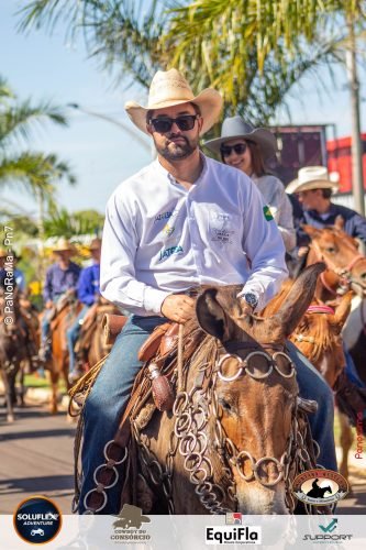 Desfile-dos-Cavaleiros-em-Jatai-169 (1)