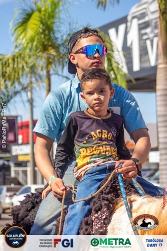 Desfile-dos-Cavaleiros-em-Jatai-182 (1)
