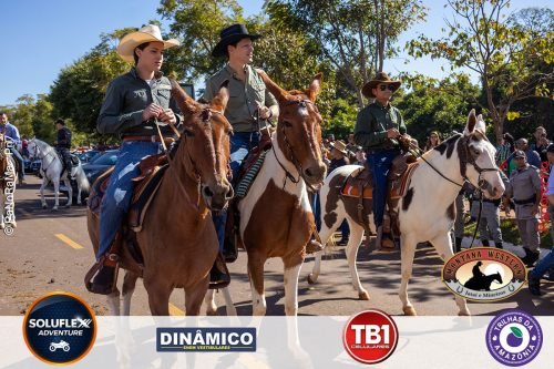 Desfile-dos-Cavaleiros-em-Jatai-220