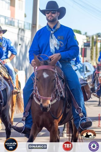Desfile-dos-Cavaleiros-em-Jatai-238