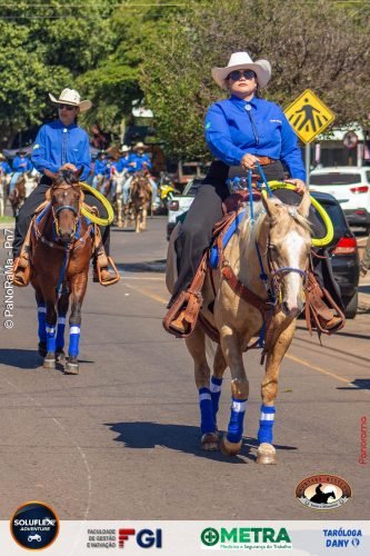 Desfile-dos-Cavaleiros-em-Jatai-254 (1)