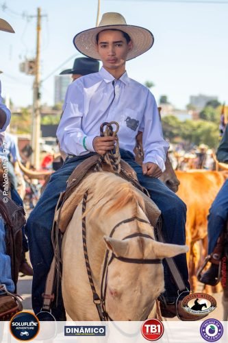 Desfile-dos-Cavaleiros-em-Jatai-37