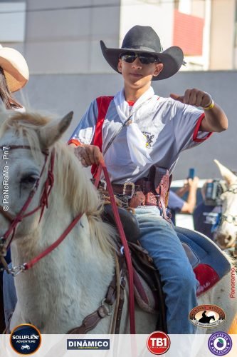 Desfile-dos-Cavaleiros-em-Jatai-70