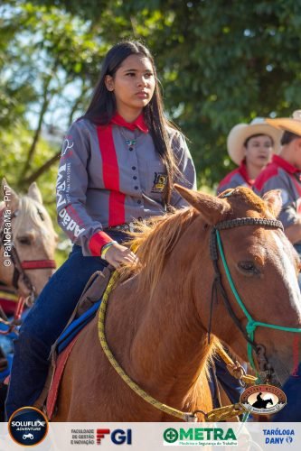 Desfile-dos-Cavaleiros-em-Jatai-8