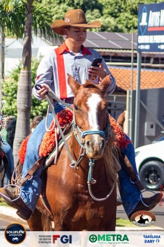Desfile-dos-Cavaleiros-em-Jatai-89 (1)