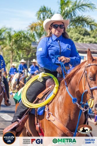 Desfile-dos-Cavaleiros-em-Jatai-95 (1)