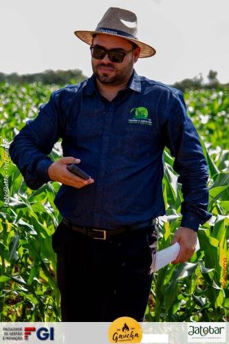 Dia-de-Campo-do-Laboratorio-de-Plantas-Daninhas-na-UFJ-47