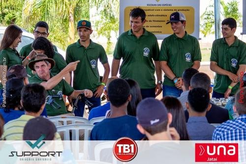 Dia-de-Campo-do-Laboratorio-de-Plantas-Daninhas-na-UFJ-48