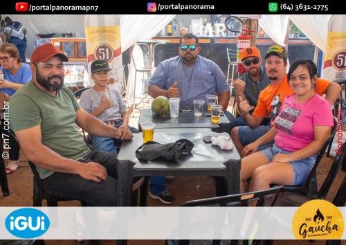 Encontro-de-Carros-Antigos-de-Jatai-pn7-101 (1)