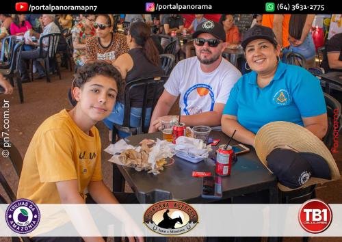 Encontro-de-Carros-Antigos-de-Jatai-pn7-109 (1)