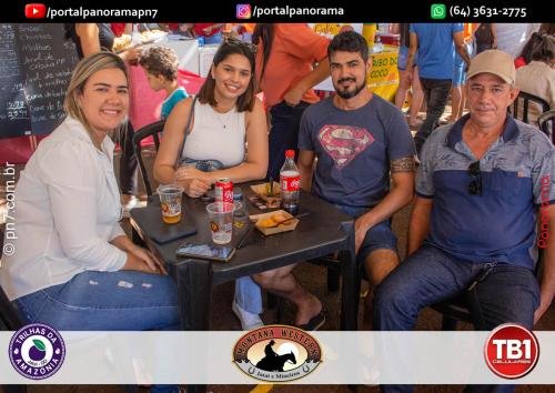 Encontro-de-Carros-Antigos-de-Jatai-pn7-115 (1)