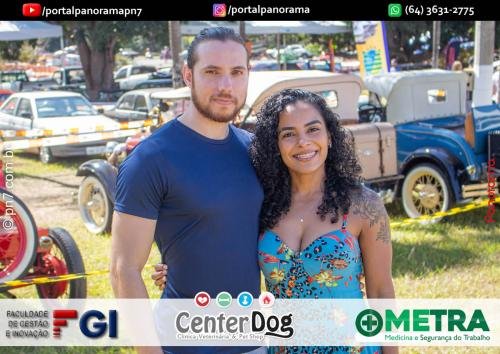 Encontro-de-Carros-Antigos-de-Jatai-pn7-159 (1)