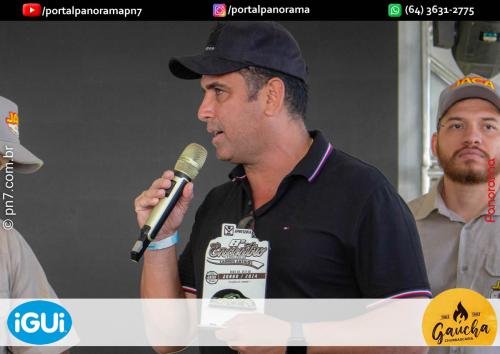 Encontro-de-Carros-Antigos-de-Jatai-pn7-38 (1)