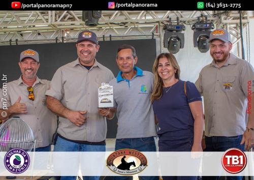 Encontro-de-Carros-Antigos-de-Jatai-pn7-40 (1)