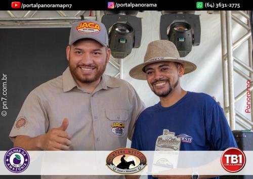 Encontro-de-Carros-Antigos-de-Jatai-pn7-43 (1)