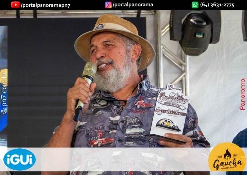 Encontro-de-Carros-Antigos-de-Jatai-pn7-62 (1)