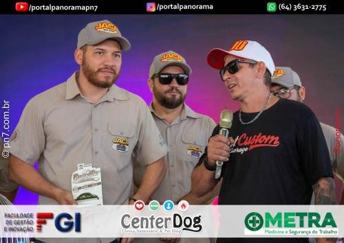 Encontro-de-Carros-Antigos-de-Jatai-pn7-81 (1)