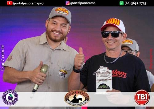 Encontro-de-Carros-Antigos-de-Jatai-pn7-82 (1)