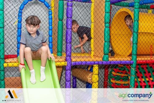 Escritorio-AeM-Advogados-e-AgriCompany-celebram-o-encerramento-do-ano-118