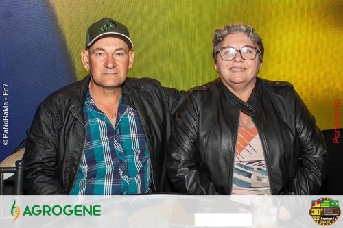 Estande-da-Agrogene-na-sexta-feira-da-Campeira-2025-16