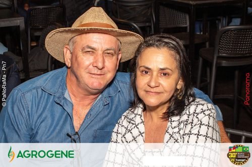 Estande-da-Agrogene-na-sexta-feira-da-Campeira-2025-18