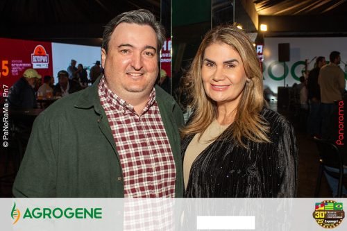 Estande-da-Agrogene-na-sexta-feira-da-Campeira-2025-57