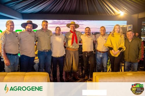 Estande-da-Agrogene-recebe-visitantes-no-1o-dia-da-Campeira-2025-21