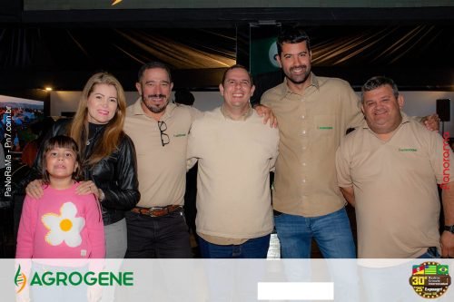 Estande-da-Agrogene-recebe-visitantes-no-1o-dia-da-Campeira-2025-29