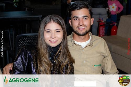 Estande-da-Agrogene-recebe-visitantes-no-1o-dia-da-Campeira-2025-61