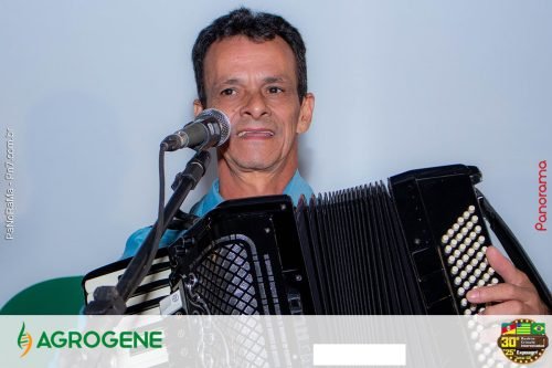 Estande-da-Agrogene-recebe-visitantes-no-1o-dia-da-Campeira-2025-72