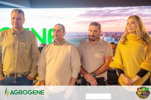 Estande-da-Agrogene-recebe-visitantes-no-1o-dia-da-Campeira-2025-9