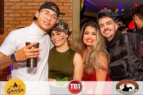 Hallowqueen-edicao-caca-as-bruxas-101