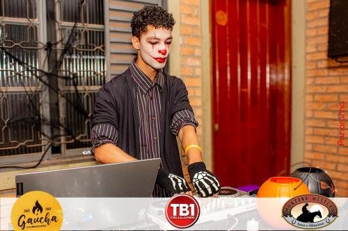 Hallowqueen-edicao-caca-as-bruxas-104
