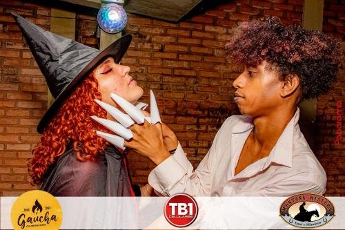 Hallowqueen-edicao-caca-as-bruxas-32