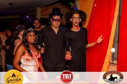 Hallowqueen-edicao-caca-as-bruxas-44