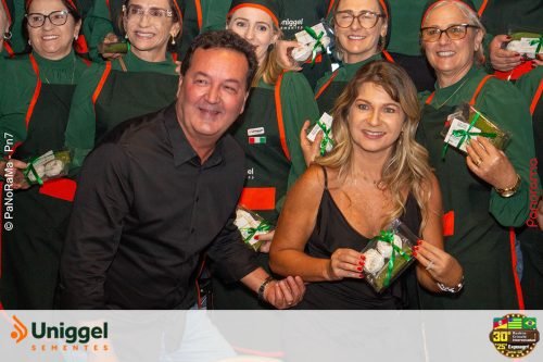 Jantar-Italiano-e-destaque-no-estande-Uniggel-Sementes-durante-a-Campeira-184