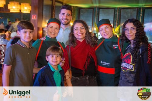 Jantar-Italiano-e-destaque-no-estande-Uniggel-Sementes-durante-a-Campeira-23