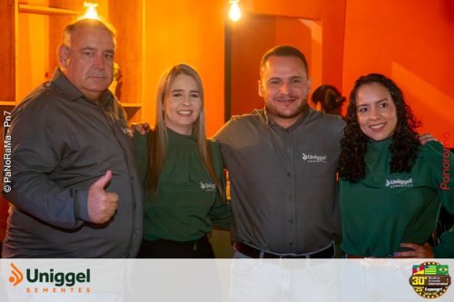 Jantar-Italiano-e-destaque-no-estande-Uniggel-Sementes-durante-a-Campeira-27