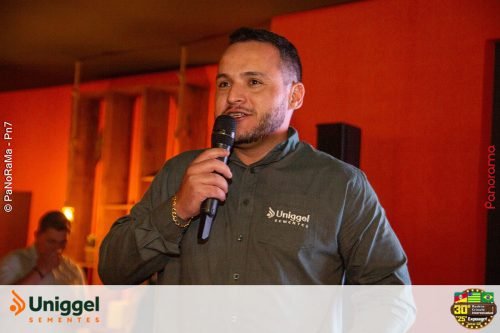 Jantar-Italiano-e-destaque-no-estande-Uniggel-Sementes-durante-a-Campeira-31