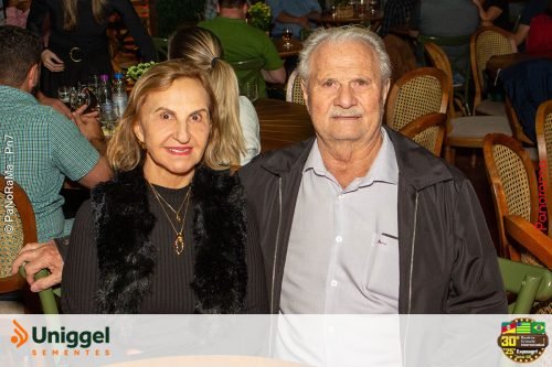 Jantar-Italiano-e-destaque-no-estande-Uniggel-Sementes-durante-a-Campeira-83