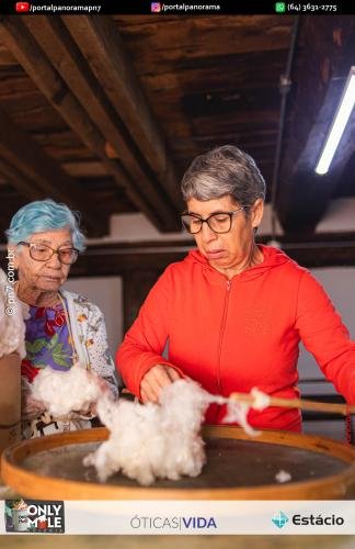 Mutirao-de-Fiandeiras-e-Tecedeiras-COD-16