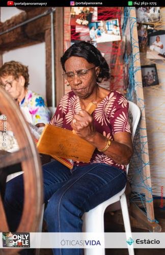 Mutirao-de-Fiandeiras-e-Tecedeiras-COD-24