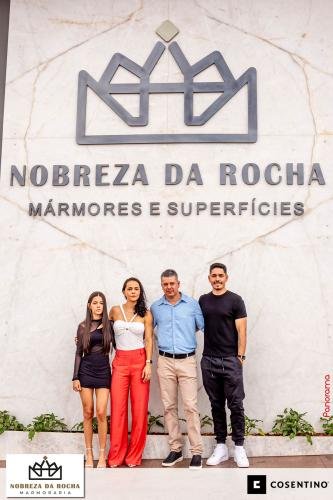 Nobreza-da-Rocha-inaugura-novo-showroom-em-Jatai-101