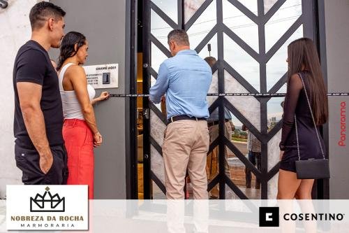 Nobreza-da-Rocha-inaugura-novo-showroom-em-Jatai-110