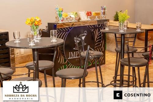 Nobreza-da-Rocha-inaugura-novo-showroom-em-Jatai-141